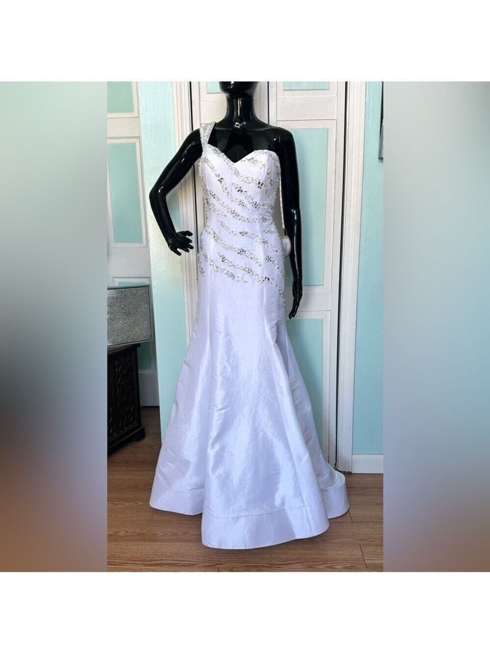 Size 4 White Mermaid Fitted Wedding Gown Prom Dress Bridal Pageant One Shoulder